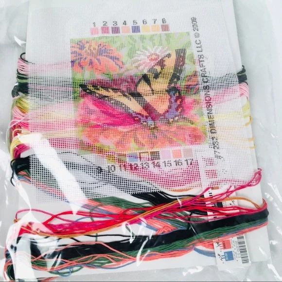 3 Kits of Needlework Craft Stitching - Picture 7 of 13